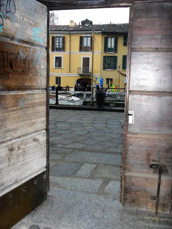 Apartment Ferienwohnung Da Simone Sui Navigli Mailand