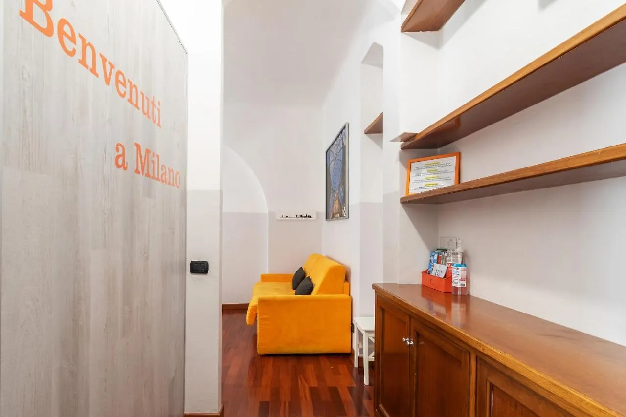 Da Simone Sui Navigli Apartment Milan 0*,